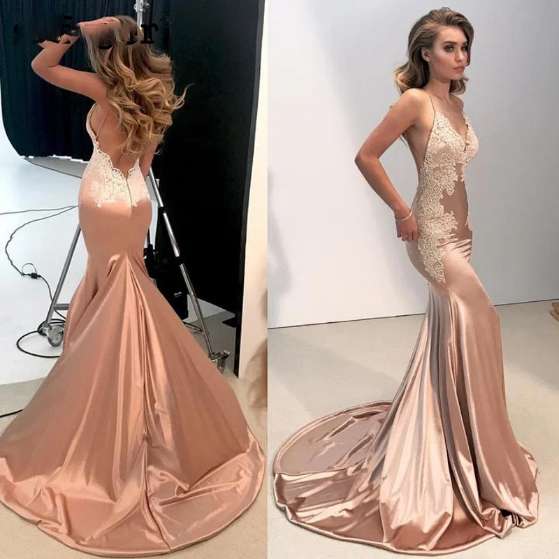 

Beautiful Lace Appliques Backless V-Neck Spaghetti Straps Champagne Formal Evening Gowns Satin Mermaid Prom Dress 2019