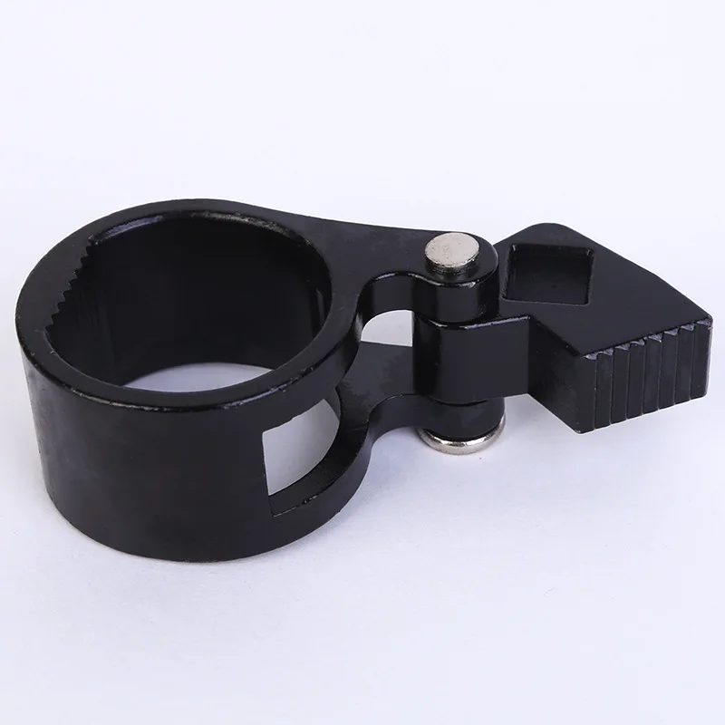 

Demolition car steering wheel inside the ball head tool car ball head removal tool rudder wrench auto repair auto insurance