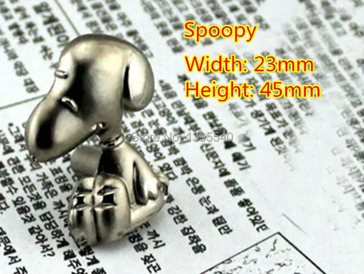 Snoopy Cartoon Cabinet knob.jpg