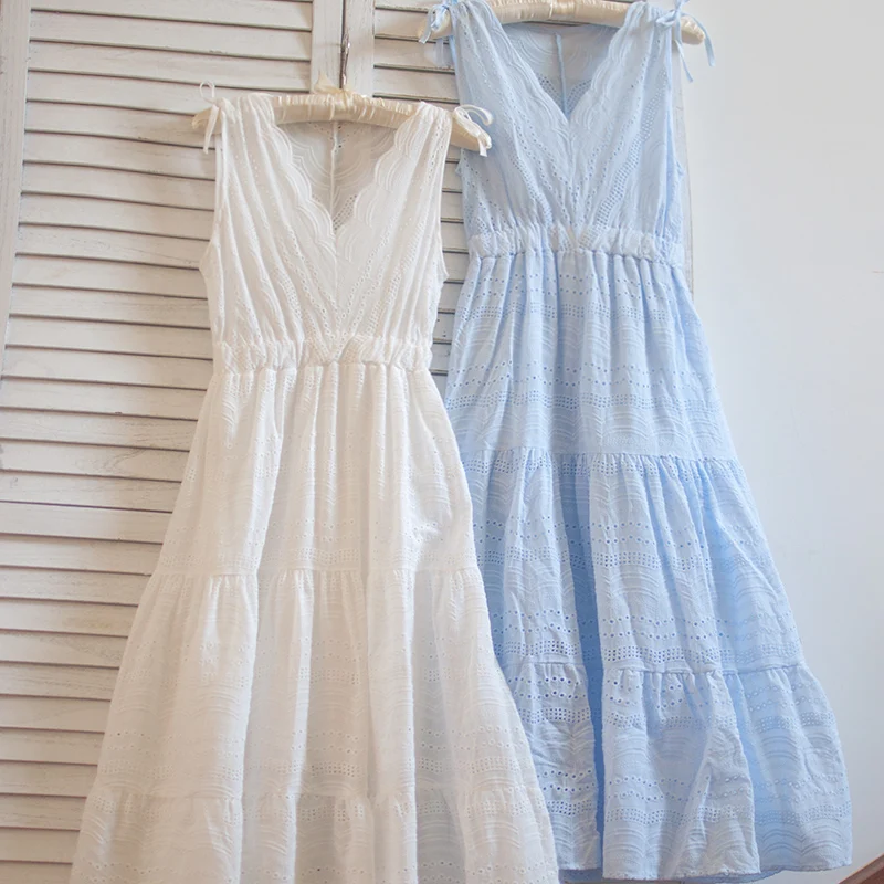

Free Shipping High Quality 2019 New Lace Cotton Embroidery Dress Summer Long Mid Calf Sleeveless White Dress Japan Style V-neck