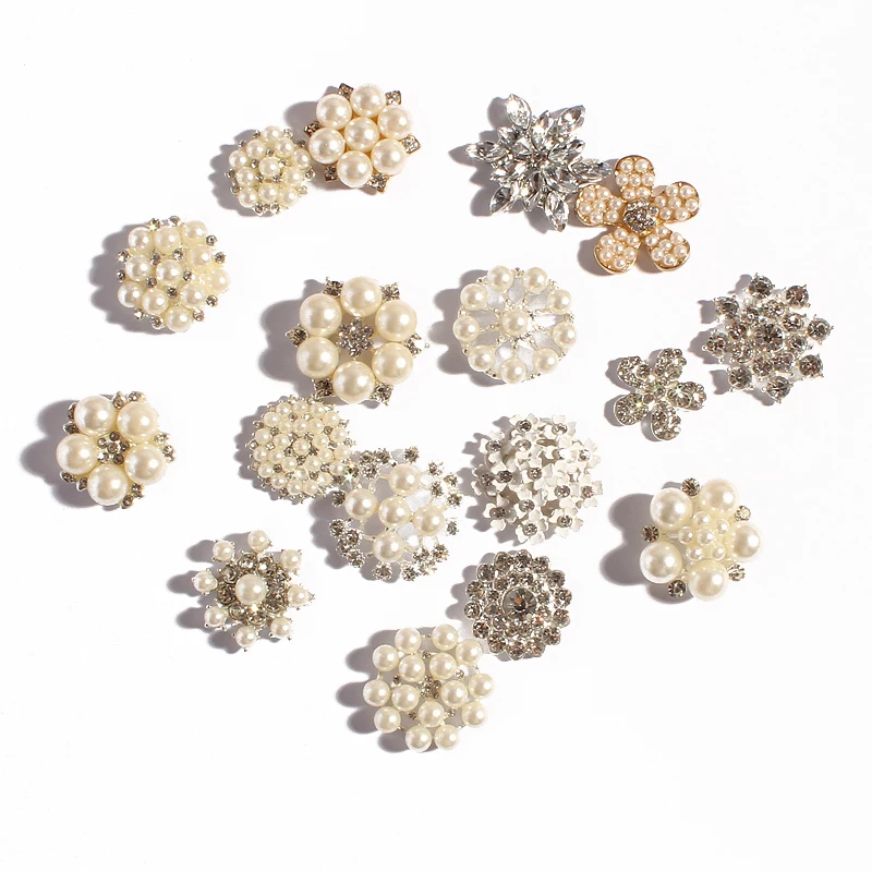 

2PCS Hot Sale Chic Silver Crystal Rhinestone Buttons With Ivory Pearls For Shoe Cloth Clear Glass Button For Wedding Invitation