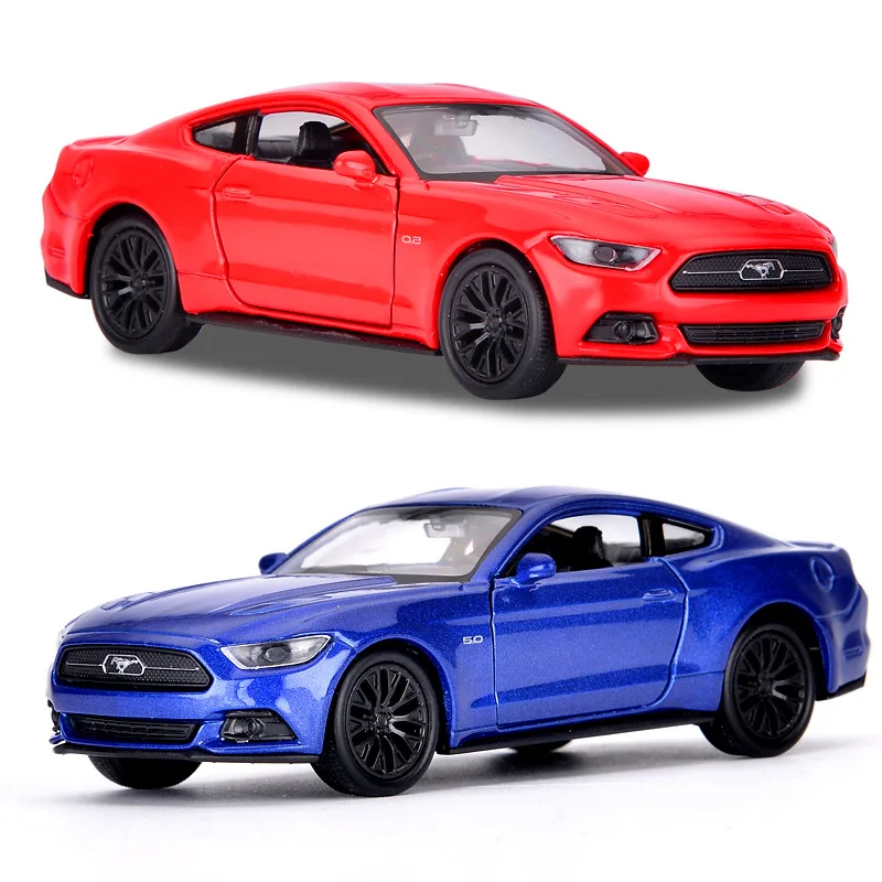 

1:36 scale Alloy pull back car model, High simulation ford mustang Sports Car,Two open doors,sound light toy, Free Shipping