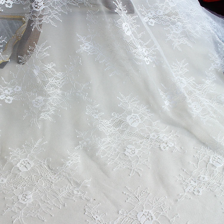 Импортируется из Вышивка полые Кружево Ткань вязаные цветы свадебное платье Костюмы Кружево белый