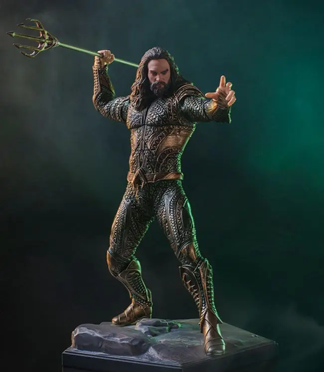 Vogue Aquaman Arthur Curry Orin with Trident of Neptune Justice League Statue DC Comic Super Hero 1