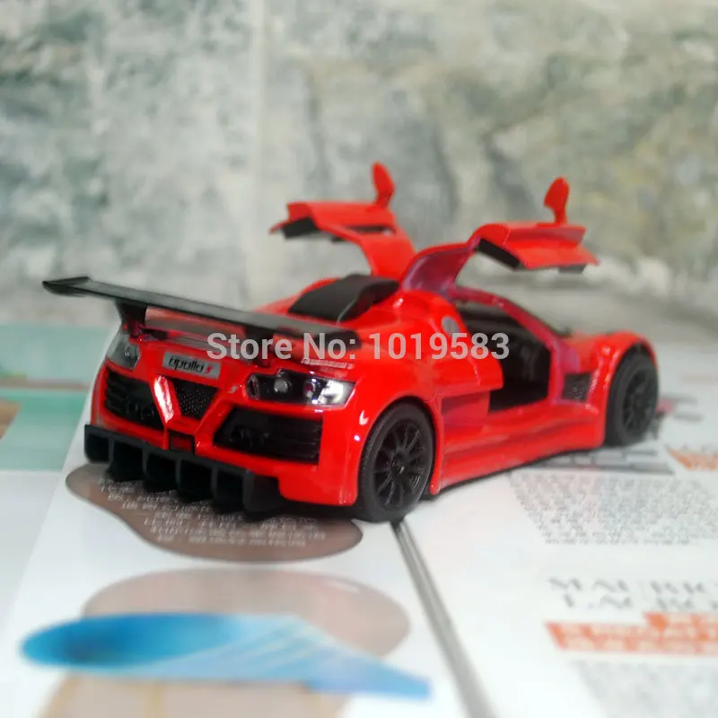 2010 Gumpert Apollo Sport red (5)