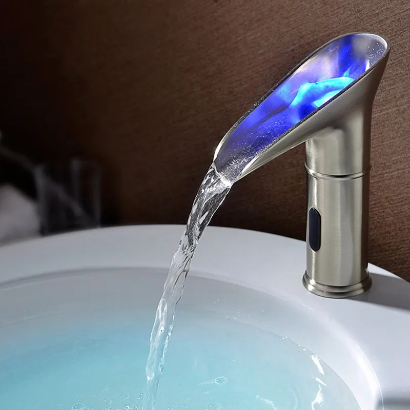 Automatic Sensor LED faucet (3)