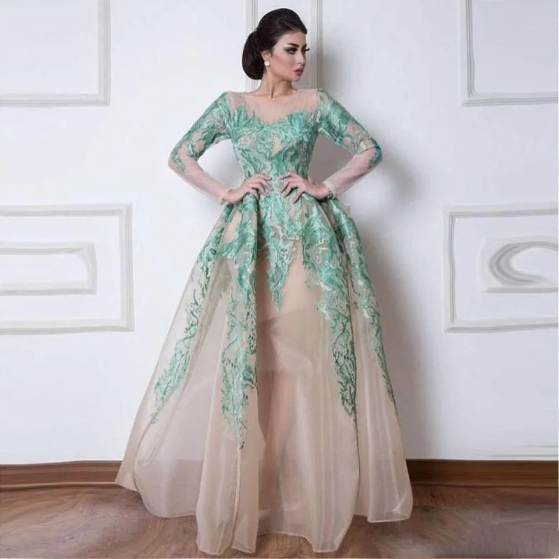 2018 Vintage Arabic Dubai Evening Dresses Ball Gowns Sheer Long Sleeves Mint Green Appliques Pageant Celebrity Gowns Prom Dress159
