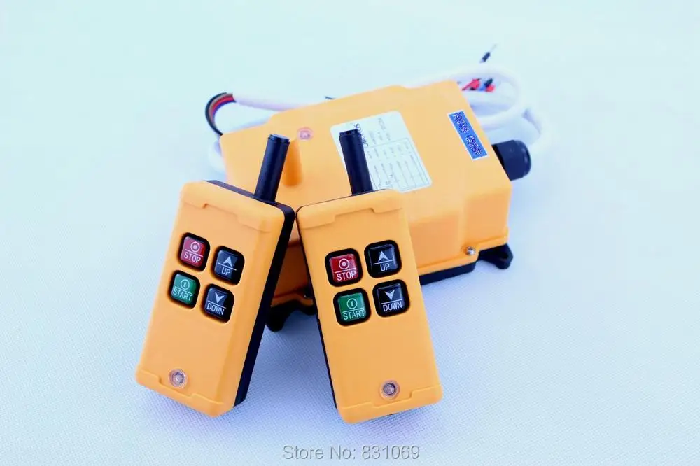 

1pcs HS-4 AC110V 4 keys Control industrial Remote Controller 2 Transmitter+1 Receiver