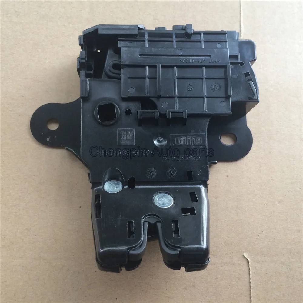 Автозапчасти замок для багажника OEM #13501988 545255965 задней двери Chevrolet Camaro Cruze Sonic Malibu