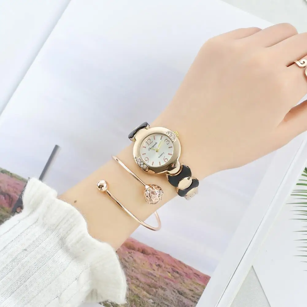 

Bluelans Casual Women Round Dial Dual Color Linked Strap Band Analog Quartz Wrist Watch