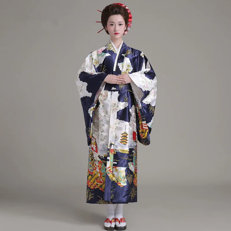 мико жрица в кимоно. японская юката юката женская. японская одежда интернет магазин. ханбок кимоно юката хаори. японская юката длинная.