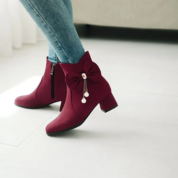 

Big Size 11 12 13 14 15 16 17 Ma'am Coarse heel Short boots Pure color Metal decoration Suede high-heeled boots