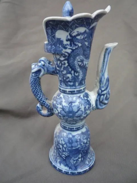 

Collection Qing Dynasty Qing Hua porcelain teapot,Free shipping