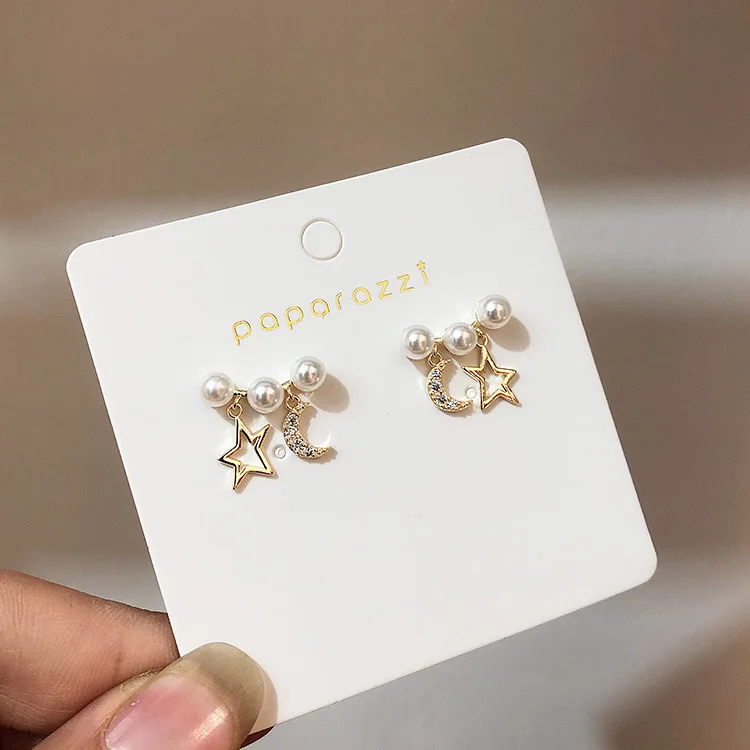 

2019 Japan Fashion Rhinestone Simulated Pearl Moon Star Tassel Small Stud Earrings for Women Girls Party Ear Accessories Brincos