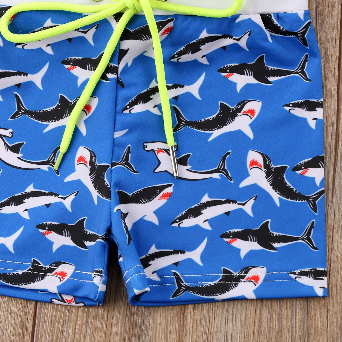 Популярные Летние плавки для маленьких мальчиков; трусы-боксеры в полоску с изображением акулы; пляжный купальник; шорты; штаны; купальный костюм; Новинка