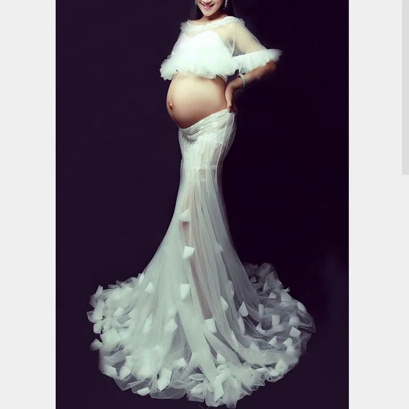 

Royal Maternity White Pregnant Women Photography Props Lace Dress Fancy Pregnancy Maternity Photo Shooting Long Dress Clothes