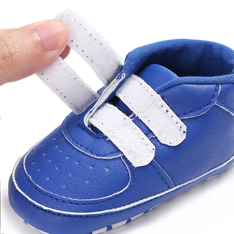2018 новая модная обувь для малышей в Звездном стиле, дышащая мягкая подошва, красивая внешняя обувь для малышей, удобная обувь для младенцев