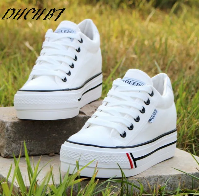 

Summer 2018 Women's Vulcanize Shoes Casual Solid Lace-up Breathable Ladies Canvas Shoes Fashion Female Footwear