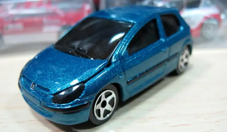 Высокая моделирования Renault, ≥got, toyota corolla, subaru гоночная модель, 1: 64 модели автомобилей из сплава, металлические литья, игрушечный автомобиль