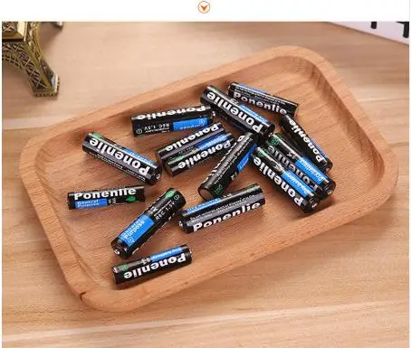 

12pcs 1.5V Battery AAA Carbon Dry Batteries Safe Strong Explosion-proof 1.5 Volt AAA Battery UM4 Bateria No Mercury
