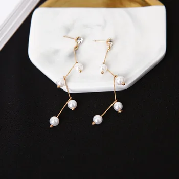 

Punk 2020 New Fashion Earrings Simple Fairy Costumes With Branches Bent Design Pearl Lady Earrings Wholesale