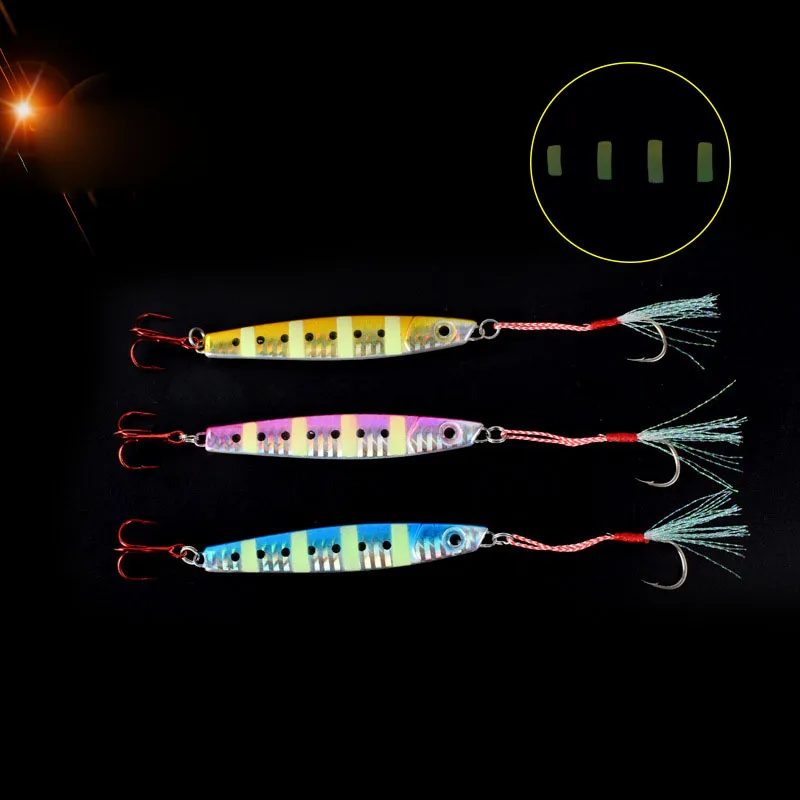 UCOK 5pcs/pack 60g luminous metal jig bait beach long casting 10.7cm 5color assist hook roped metal jig bait lure fishing tackle