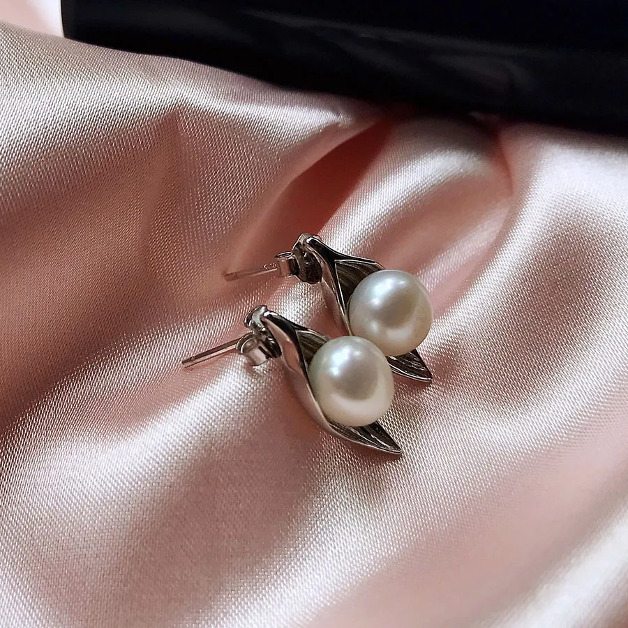 

High Quality Leaves Shape 925 Sterling Silver Stud Earrings For Women White Natural Pearl Jewelry High Luster Real Pearl