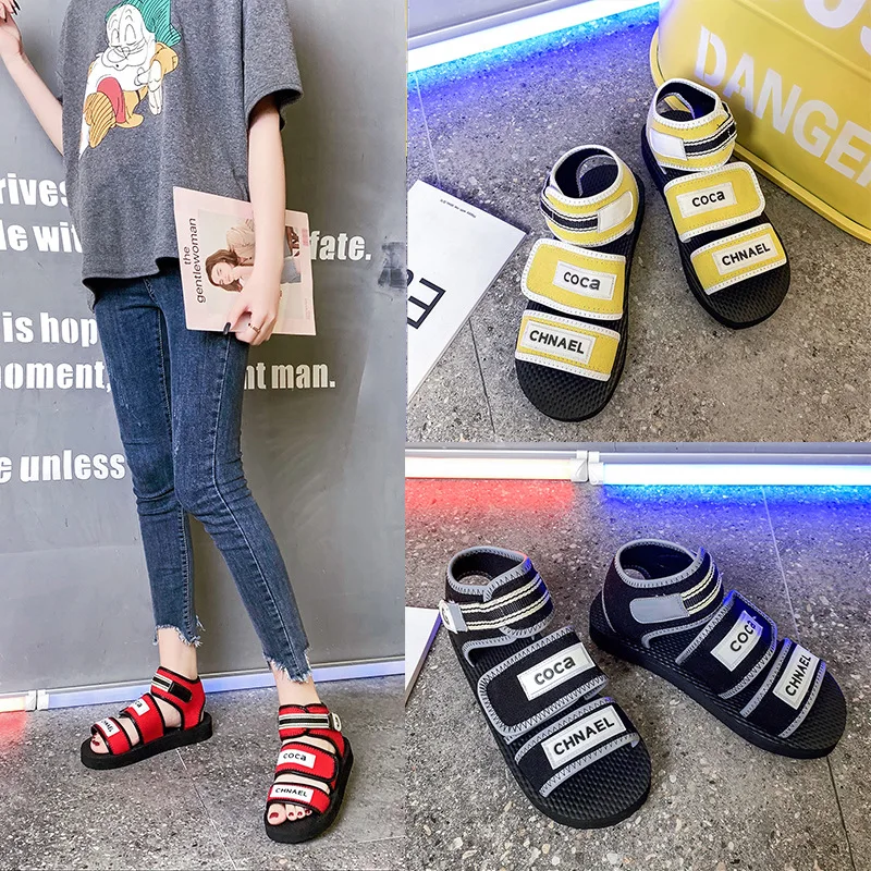 

Flat female sandals reflective 2019 summer new fashion fairy sandals lightweight wild casual sandals tide.