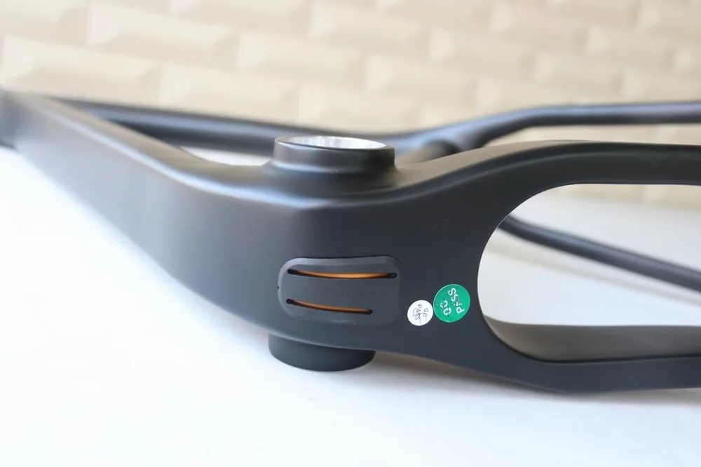 Excellent NEW carbon mountain bike frame 29er carbon MTB bicycle frame 29" carbon mountain bicycle frame 13 Excellent NEW carbon mountain bike frame 29er carbon MTB bicycle frame 29" carbon mountain bicycle frame 13