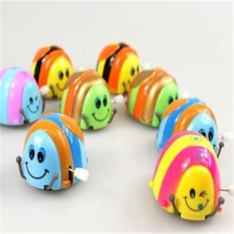 5pcs/lot New High Quality Funny Colorful Baby Kid Beetle Thumbing Somersault Running Clockwork Toys For Children