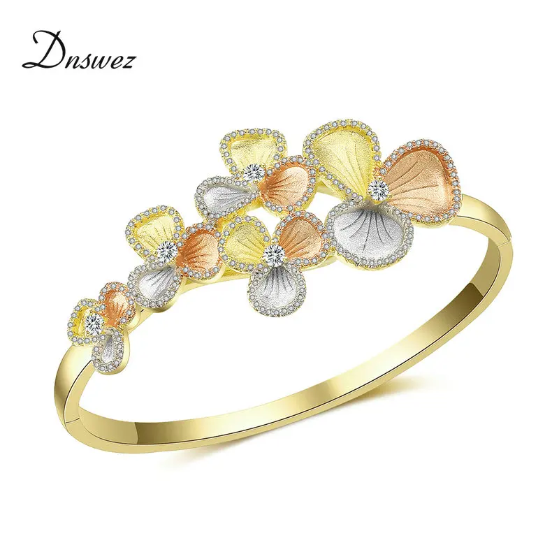 

Dnswez Exquisite Hollow Flower Sculpture Bangles for Women Micro Paved Cubic Zirconia Naija Wedding Party Bridal Jewelry B1131