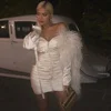 Шикарное шелковое платье с перьями KylieJenner, вечернее платье с открытыми плечами, украшенное пуговицами, облегающее белое мини-платье для вечерние ринки и клуба, сексуальное платье ► Фото 3/6