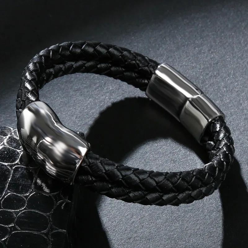 6793783639_1887647444