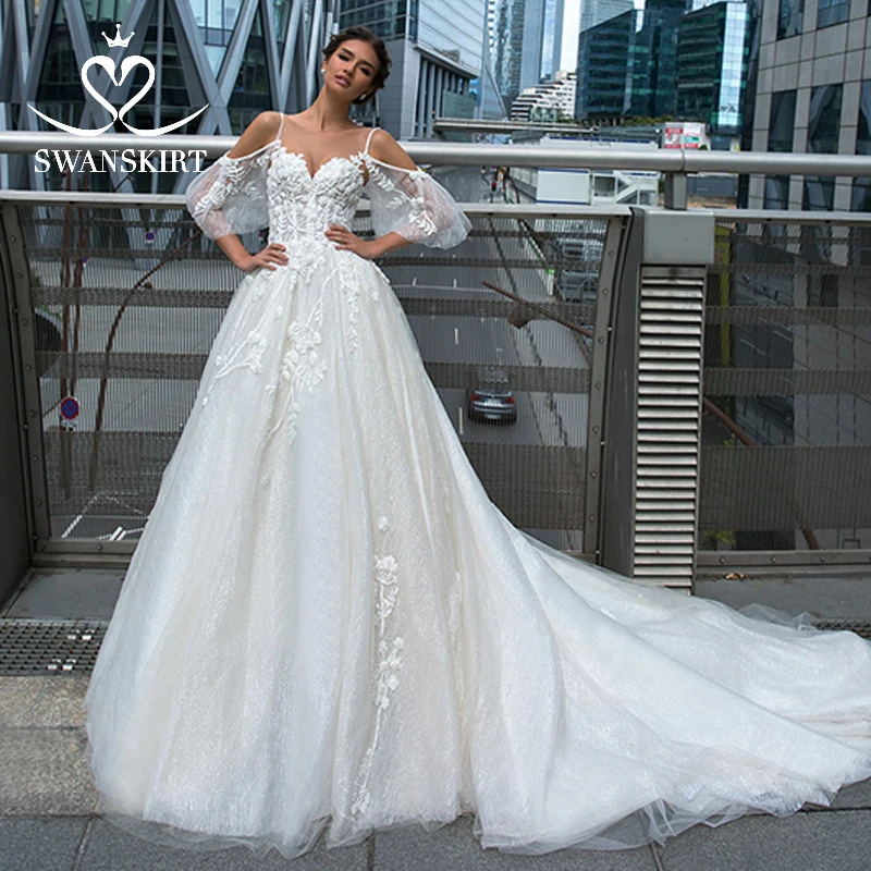 

Romantic Appliques Wedding Dress 2019 Sweetheart Flowers Tulle Vestido De Noiva A-Line Court Train Bridal Gown Swanskirt F130