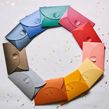 

10 pieces 10.5x7cm Pure Color Blank Mini Heart Retro Paper Envelopes Wedding Party Invitation Envelope For Letter Greeting Cards
