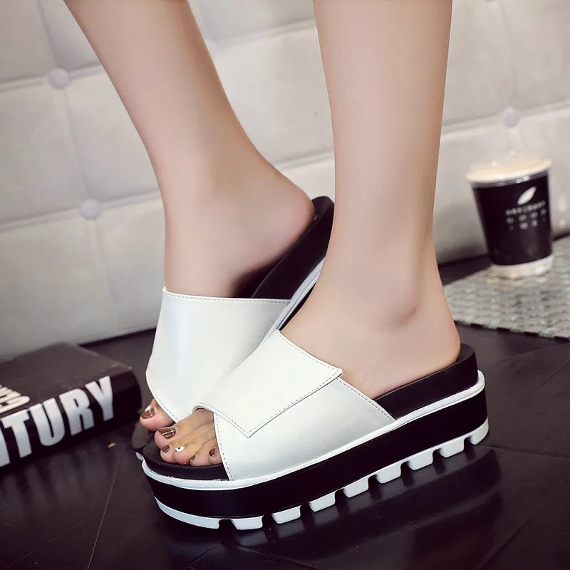 

2019 hot sell Women Platform Slipper Square Toe Summer Creeper Buckle Platform Wedge Sandals Slippers Thick Heels casual shoes