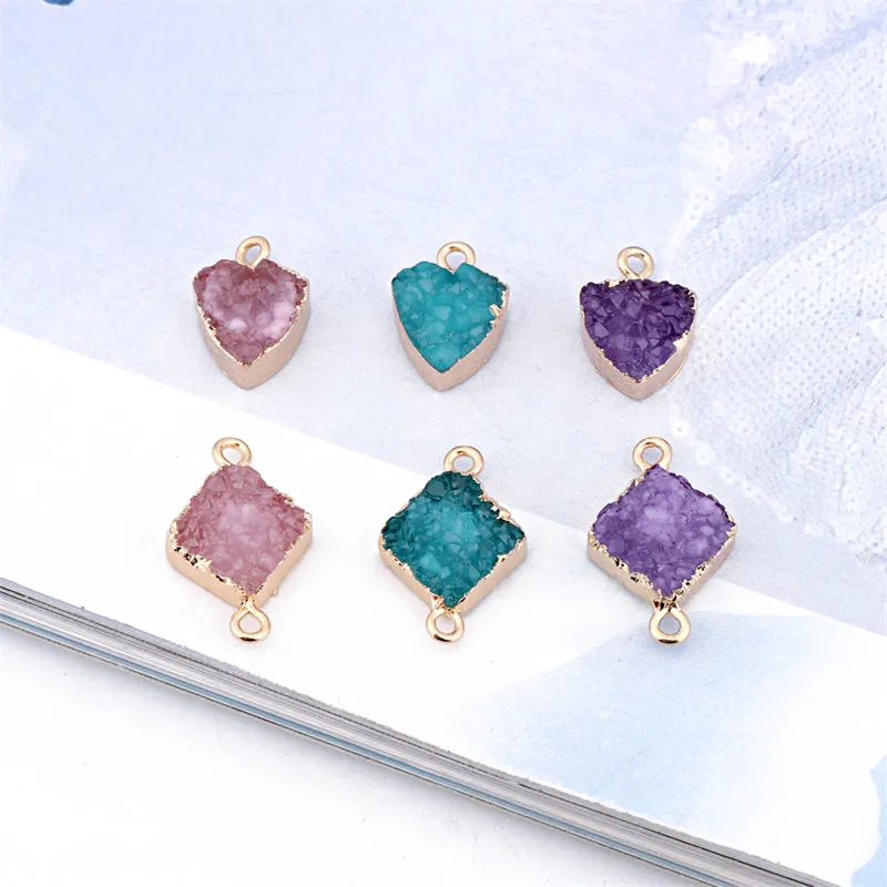 

2pcs Small Triangle Rhombus Resin Charms Bracelet Connectors Findings Geometric Dangle Earring Keychain Jewelry Accessories F413