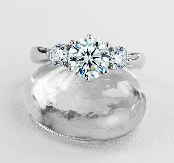Новое Женское Обручальное кольцо с 3 камнями 2Ct красивое из стерлингового серебра
