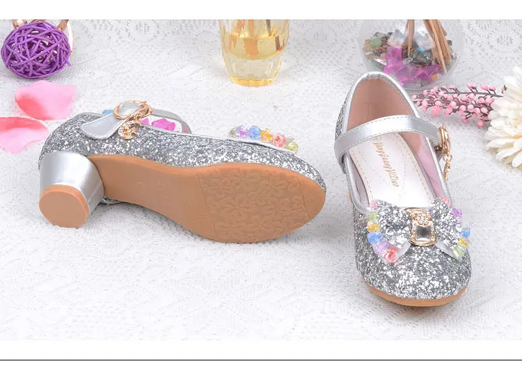 Модная детская обувь; девичьи на высоком каблуке; вечерние туфли принцессы с блестками для танцев; обувь Снежной Королевы для детей; цвет розовый, синий; кожаная обувь