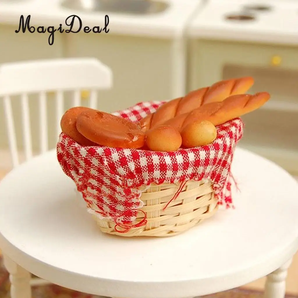 MagiDeal 1Pc Miniature Food Bread Toast with Basket Dollhouse Dining Room Bakery Pastry Kitchen Acc Pretend Play Toy
