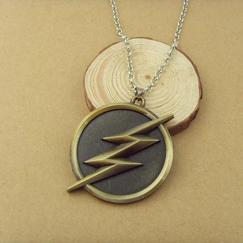 Super hero DC Comics Movie Jewelry The Flash lightning Logo Metal