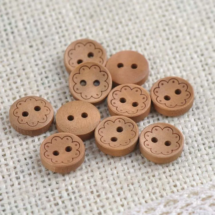 100 Natural Wood Buttons Scrapbooking Crafting Sewing STAR 13mm