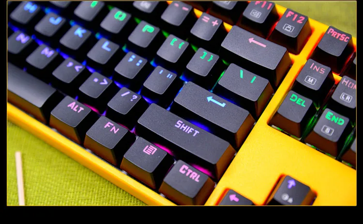 Mechanical Gaming keyboard using Outemu mx pbt doubleshot keycaps 9 Colour LED Backlit 104 Keys X8100 Bumblebee