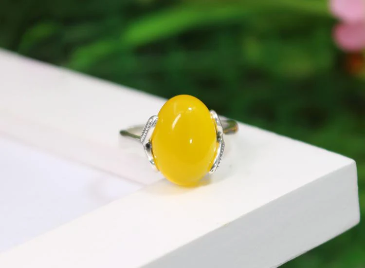 oval0557