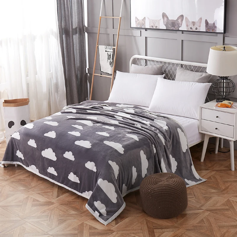 

High quality Thicken plush bedspread blanket 200x230cm High Density Super Soft Flannel Blanket to on for the sofa/Bed/Car