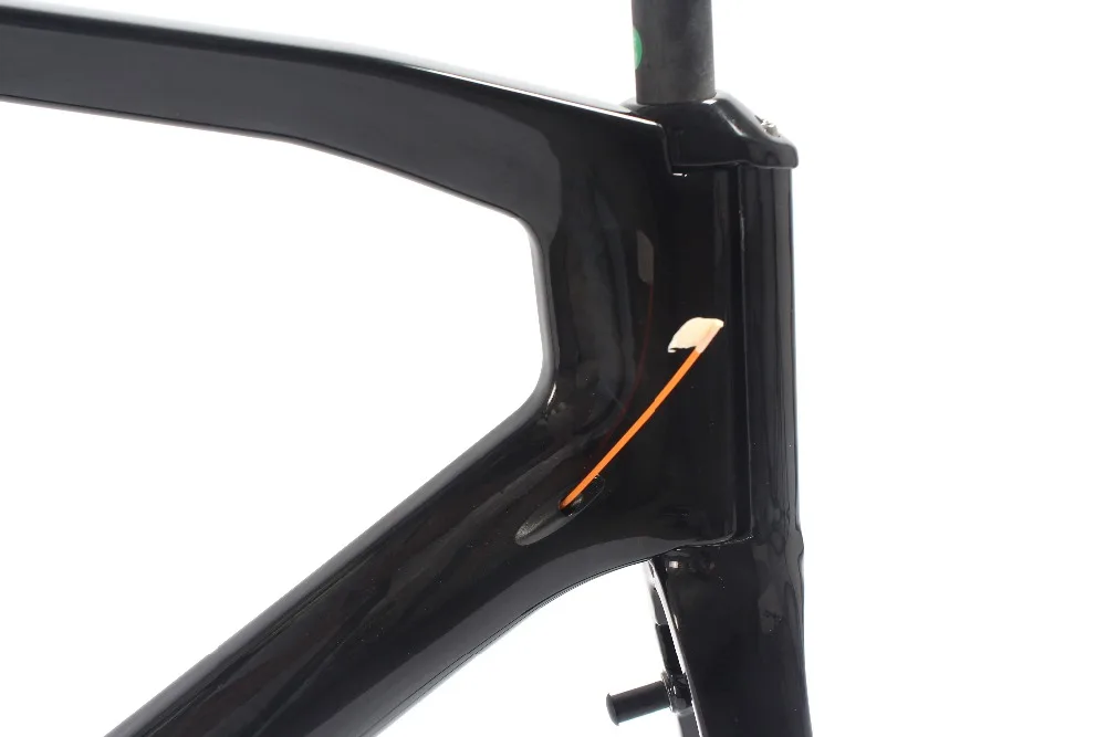 Perfect 700C DI2 Chinese Wholesale Light Carbon Road Bike Frame 60cm UD Matte BB30 5