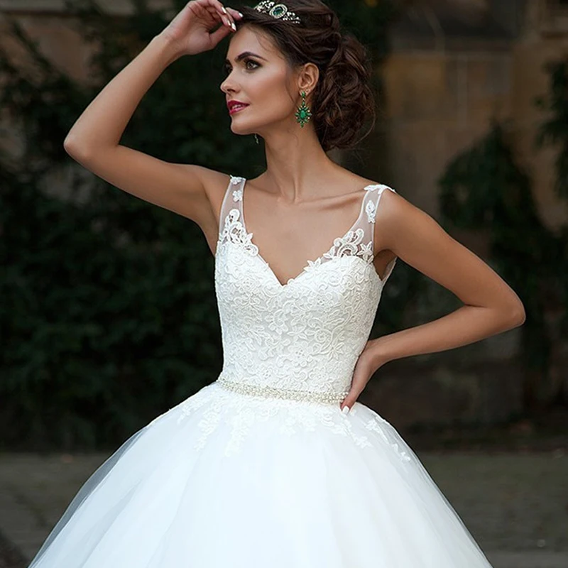 US $96.59 Lorie 2019 Ball Gowns Wedding Dresses Back Lace Up Fluffy Bride Dresses VNeck Lace Appliques With Tulle Wedding Guest Dresses