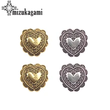 4 teile/los 20MM Retro Zink-legierung Süße Kleine Herz Gold Concho Tasten Charms Anhänger Für DIY Schmuck Zubehör