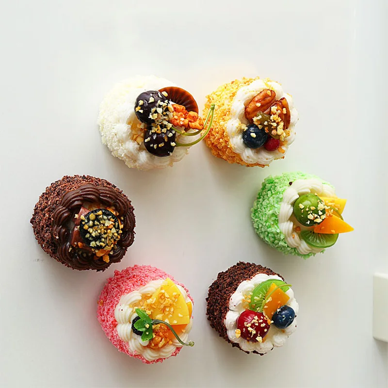 

Simulation Round Cream Fruit Cake Artificial Lifelike Fake Small Cake Model Kitchen Fridge Magnet Photography Props Decoration