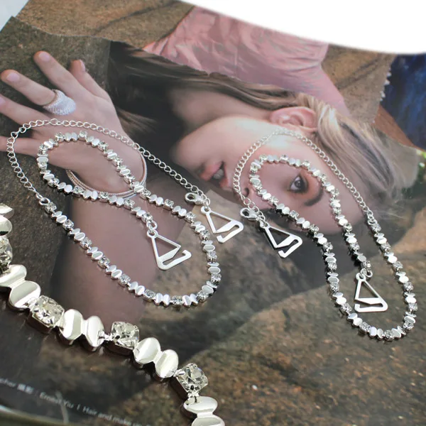BB172 099 1pairs/lot free shipping Diamante Crystal Rhinestone Bra